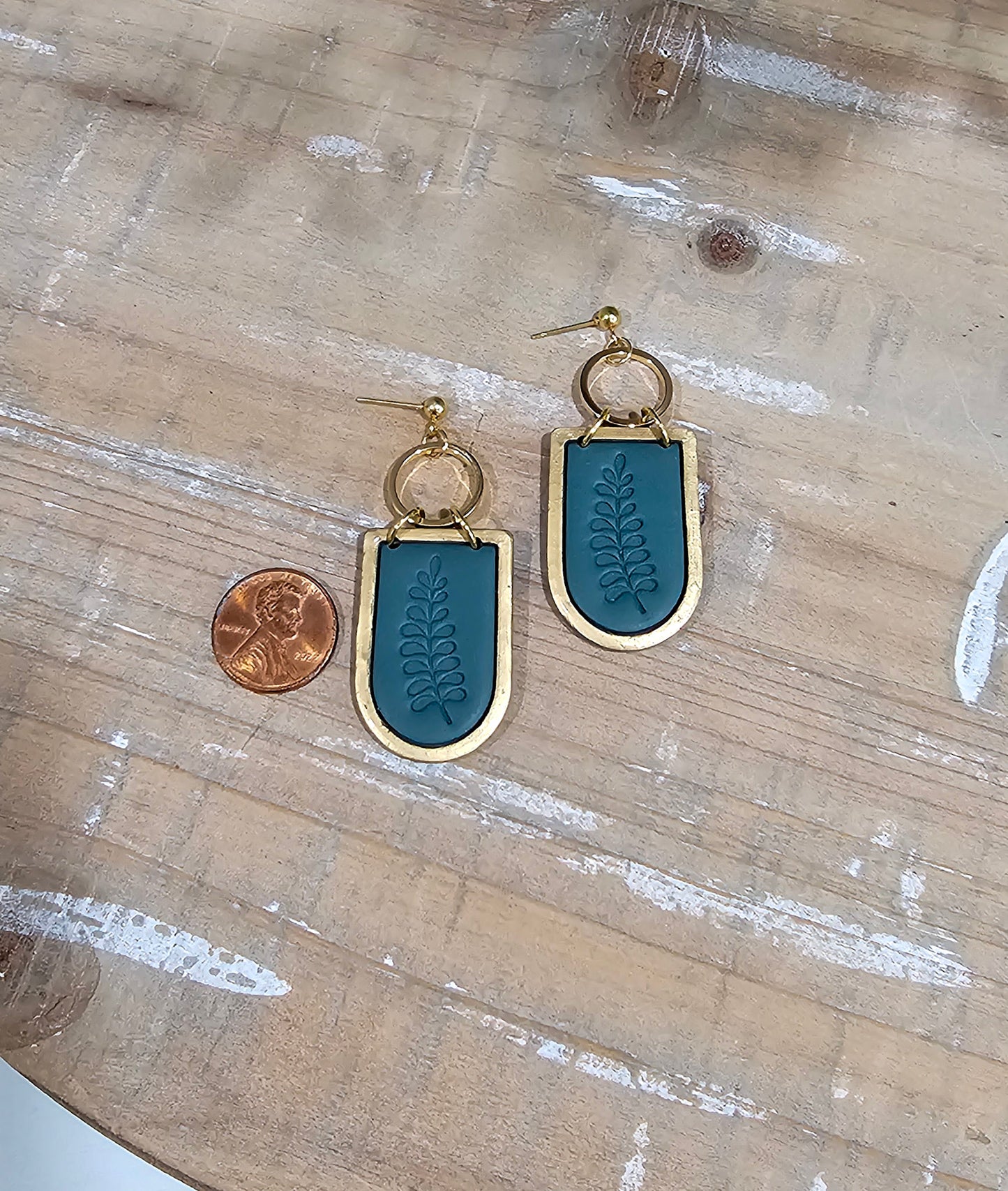 Dark Green Leaf Dangle | Saint Patrick's Day Earring