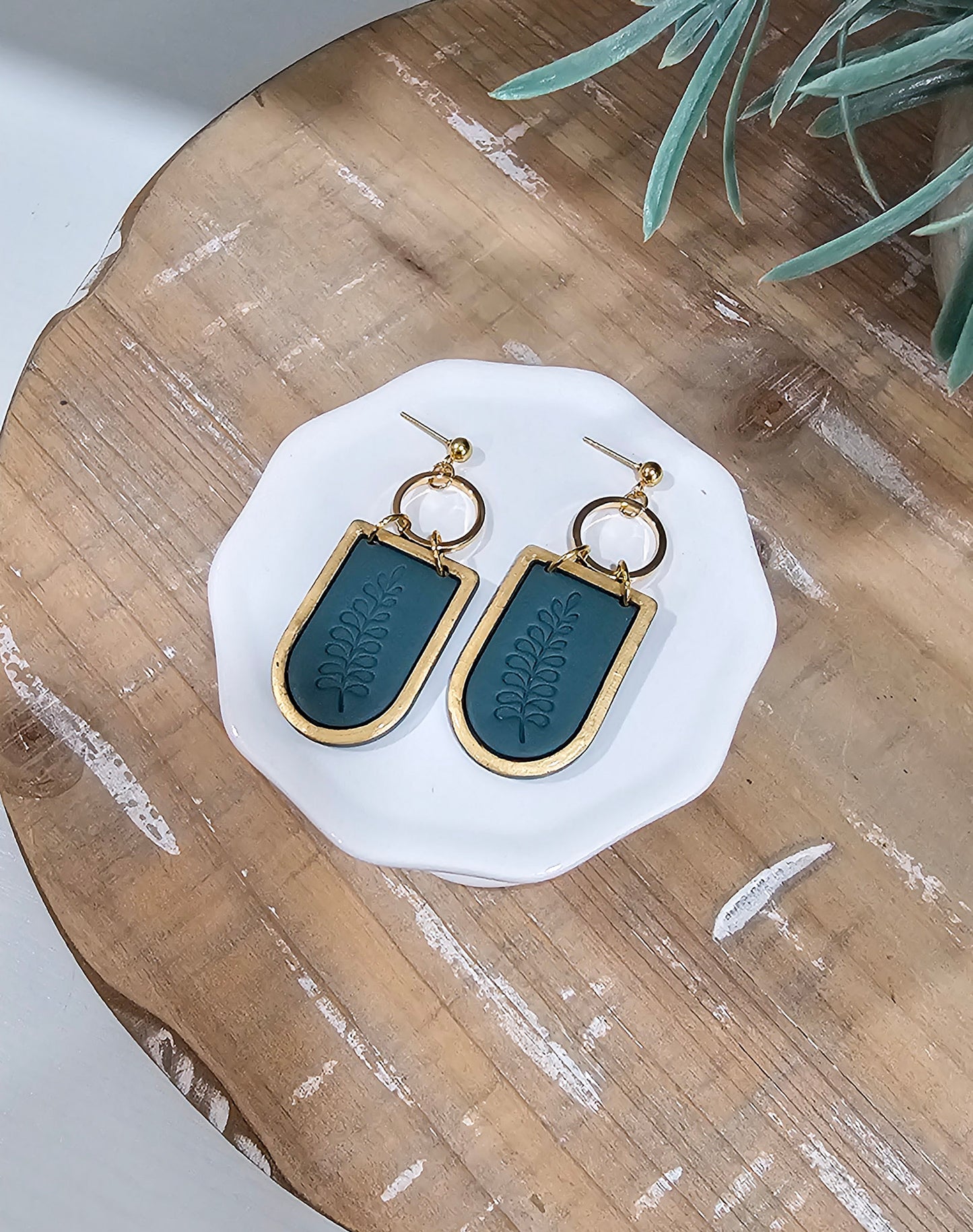 Dark Green Leaf Dangle | Saint Patrick's Day Earring